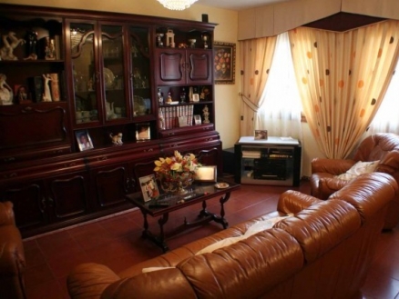 Alhaurin&nbsp;De&nbsp;La&nbsp;Torre&nbsp;property:&nbsp;Townhome&nbsp;with&nbsp;4&nbsp;bedroom&nbsp;in&nbsp;Alhaurin&nbsp;De&nbsp;La&nbsp;Torre&nbsp;187160