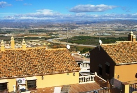 Alhaurin&nbsp;De&nbsp;La&nbsp;Torre&nbsp;property:&nbsp;Townhome&nbsp;with&nbsp;4&nbsp;bedroom&nbsp;in&nbsp;Alhaurin&nbsp;De&nbsp;La&nbsp;Torre&nbsp;187168