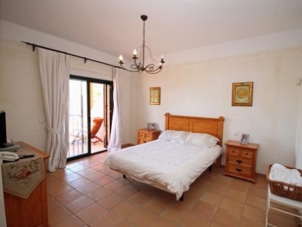 San&nbsp;Pedro&nbsp;de&nbsp;Alcantara&nbsp;property:&nbsp;Townhome&nbsp;for&nbsp;sale&nbsp;in&nbsp;San&nbsp;Pedro&nbsp;de&nbsp;Alcantara,&nbsp;Spain&nbsp;187256