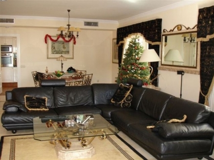 Villa&nbsp;for&nbsp;sale&nbsp;in&nbsp;town,&nbsp;Malaga&nbsp;187260