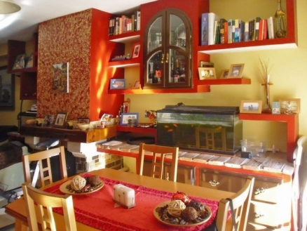 Apartment for sale in town, Spain 187366