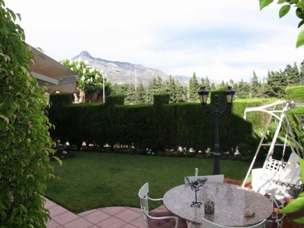 Aloha property: Townhome for sale in Aloha 187383