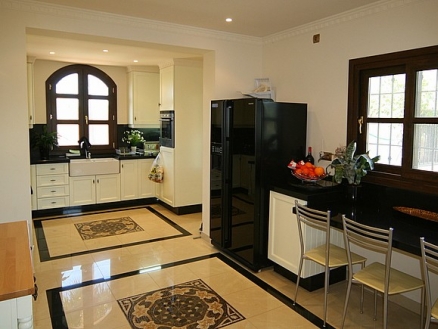 Estepona property: Villa with 4 bedroom in Estepona, Spain 187397