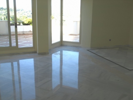 Nueva Andalucia property: Apartment in Malaga for sale 187410