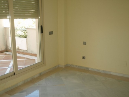 Nueva Andalucia property: Malaga Apartment 187410