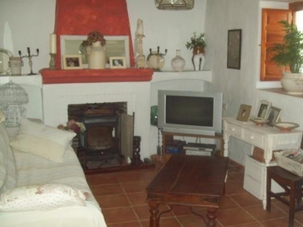 Villa&nbsp;for&nbsp;sale&nbsp;in&nbsp;town,&nbsp;Spain&nbsp;187545