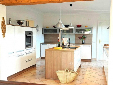 Villa&nbsp;for&nbsp;sale&nbsp;in&nbsp;town,&nbsp;Spain&nbsp;187589