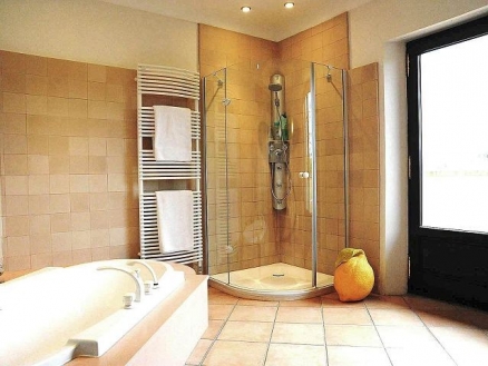 Villa&nbsp;with&nbsp;5&nbsp;bedroom&nbsp;in&nbsp;town&nbsp;187589