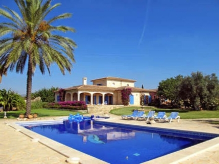 Villa&nbsp;for&nbsp;sale&nbsp;in&nbsp;town&nbsp;187592