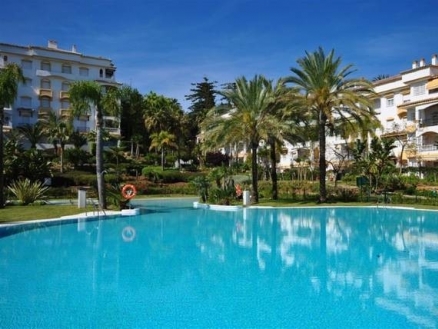 Apartment for sale in town 187690