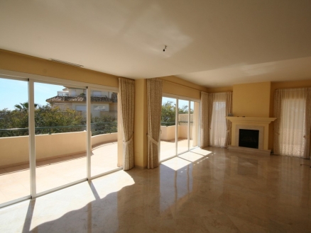 Elviria property: Apartment in Malaga for sale 187713