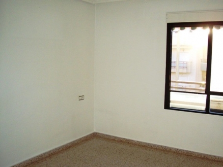 Catral&nbsp;property:&nbsp;Apartment&nbsp;with&nbsp;4&nbsp;bedroom&nbsp;in&nbsp;Catral&nbsp;187733