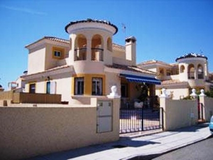 Villa&nbsp;with&nbsp;3&nbsp;bedroom&nbsp;in&nbsp;town&nbsp;187781