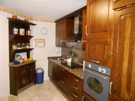 Puerto Banus property: Apartment with 3 bedroom in Puerto Banus, Spain 187910