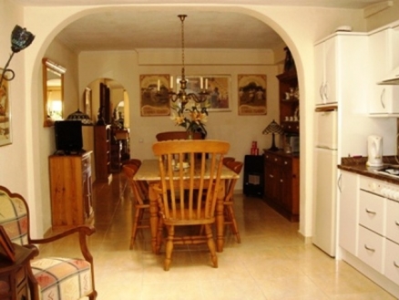 La&nbsp;Zenia&nbsp;property:&nbsp;La&nbsp;Zenia&nbsp;Townhome&nbsp;187920