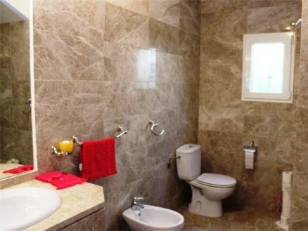 Alicante&nbsp;property&nbsp;|&nbsp;4&nbsp;bedroom&nbsp;Villa&nbsp;187933