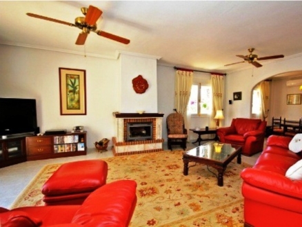 Campoamor&nbsp;property:&nbsp;Alicante&nbsp;property&nbsp;|&nbsp;4&nbsp;bedroom&nbsp;Villa&nbsp;187938