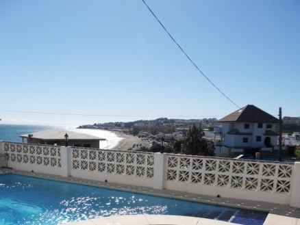 Villa&nbsp;for&nbsp;sale&nbsp;in&nbsp;town,&nbsp;Spain&nbsp;187989