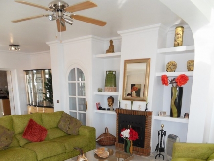 Villa&nbsp;for&nbsp;sale&nbsp;in&nbsp;town,&nbsp;Malaga&nbsp;187989