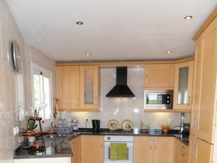 Malaga&nbsp;property&nbsp;|&nbsp;3&nbsp;bedroom&nbsp;Villa&nbsp;187989