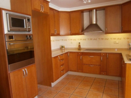 Townhome&nbsp;with&nbsp;3&nbsp;bedroom&nbsp;in&nbsp;town&nbsp;188007