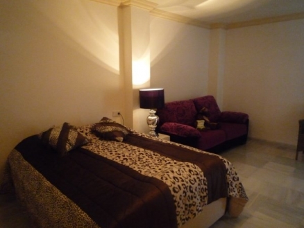 Apartment for sale in town, Malaga 188049