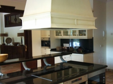 Malaga&nbsp;property&nbsp;|&nbsp;5&nbsp;bedroom&nbsp;Villa&nbsp;189325