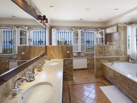 Villa&nbsp;in&nbsp;Malaga&nbsp;for&nbsp;sale&nbsp;189348