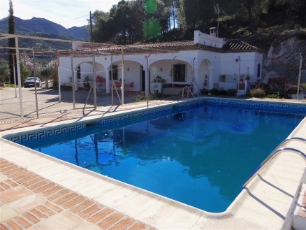 Monda property: Villa for sale in Monda 189411