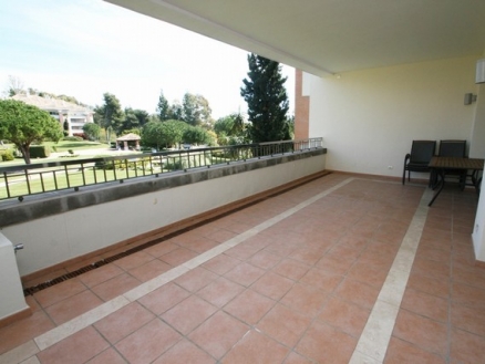 Apartment with 3 bedroom in town 189415