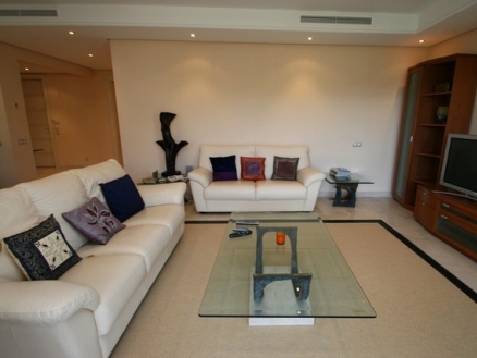 Malaga property | 3 bedroom Apartment 189415