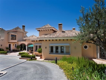 Villa&nbsp;for&nbsp;sale&nbsp;in&nbsp;town,&nbsp;Spain&nbsp;189420