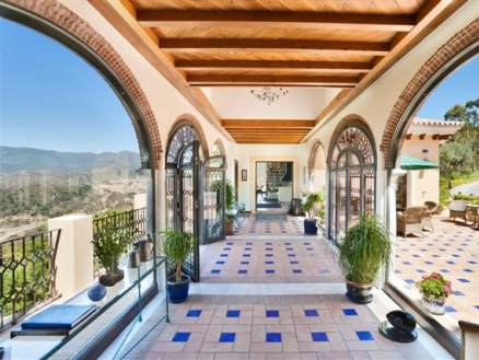 Villa&nbsp;with&nbsp;8&nbsp;bedroom&nbsp;in&nbsp;town&nbsp;189420