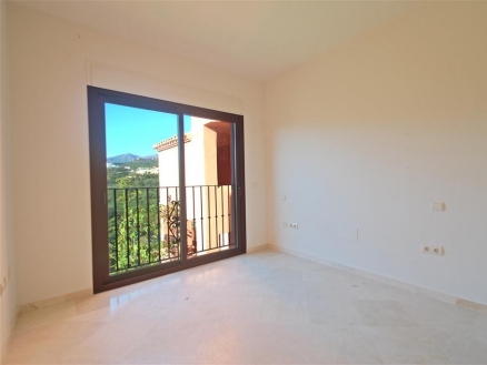 Las Chapas De Marbella property: Malaga property | 4 bedroom Apartment 189440