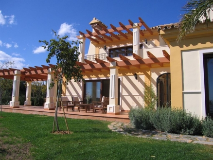 Villa&nbsp;for&nbsp;sale&nbsp;in&nbsp;town,&nbsp;Spain&nbsp;189443