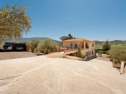 Coin property: Malaga property | 4 bedroom Villa 189465