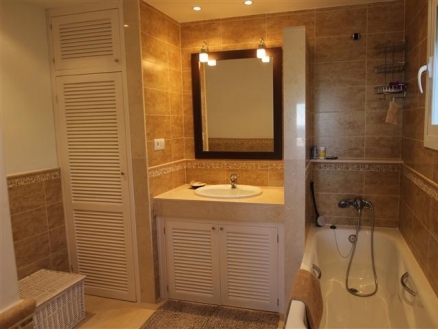 Townhome for sale in town, Malaga 189475