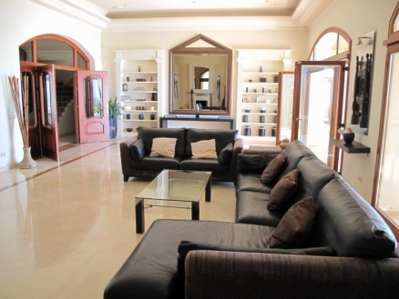 Benalmádena property: Malaga property | 6 bedroom Villa 189600