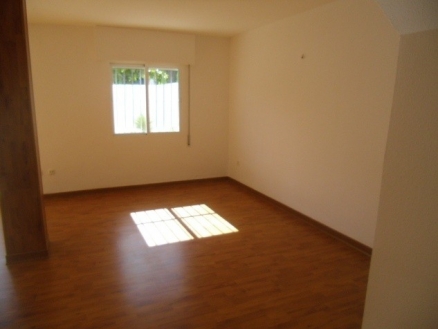 Townhome&nbsp;with&nbsp;3&nbsp;bedroom&nbsp;in&nbsp;town,&nbsp;Spain&nbsp;189634