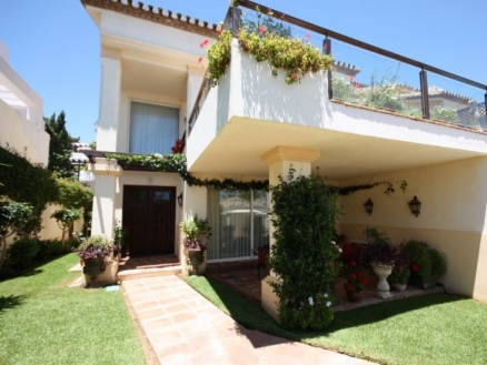 Villa for sale in town 189663