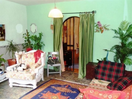 Alcaucin&nbsp;property:&nbsp;Villa&nbsp;for&nbsp;sale&nbsp;in&nbsp;Alcaucin,&nbsp;Spain&nbsp;189725