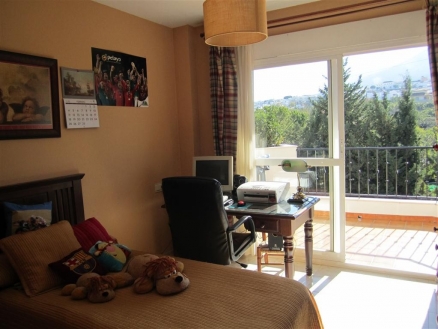 Alhaurin El Grande property: Apartment with 4 bedroom in Alhaurin El Grande, Spain 189792