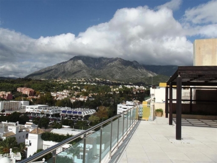 Malaga property | 4 bedroom Apartment 189864