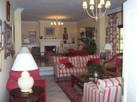 Villa&nbsp;for&nbsp;sale&nbsp;in&nbsp;town,&nbsp;Spain&nbsp;189974