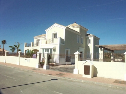 Estepona property: Villa with 4 bedroom in Estepona, Spain 189988