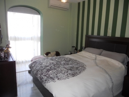 Fuengirola property: Apartment with 3 bedroom in Fuengirola, Spain 190049