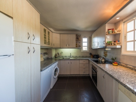 Estepona property: Apartment for sale in Estepona, Malaga 190074