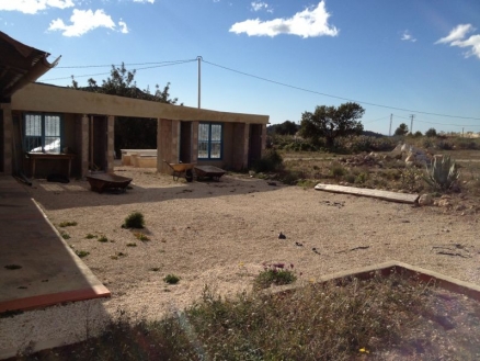 Aigues&nbsp;property:&nbsp;Aigues&nbsp;Villa&nbsp;190125