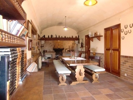 Inca property: Villa with 6 bedroom in Inca 190169