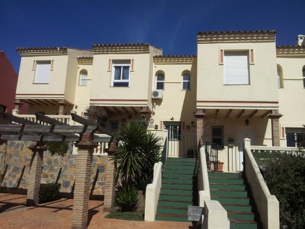 La&nbsp;Duquesa&nbsp;property:&nbsp;Townhome&nbsp;for&nbsp;sale&nbsp;in&nbsp;La&nbsp;Duquesa&nbsp;190176